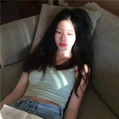 一个死气沉沉的夏天